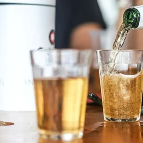 Bebidas alcóolicas e cigarros devem ficar mais caros em 2027