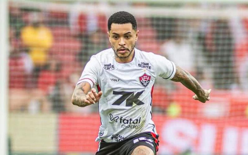 De PRINCIPAL jogador do Vitória a virar banco de reservas, A Má fase de Matheuzinho