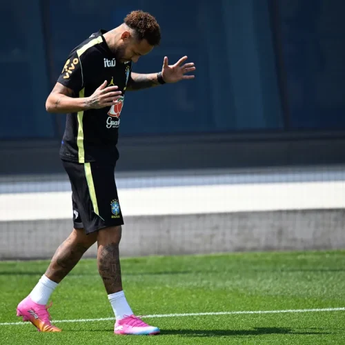 Neymar está fora do jogo do Brasil contra Haiti pela Copa do Mundo