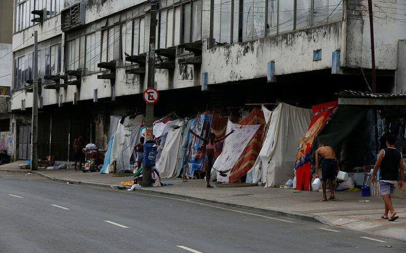 Salvador amarga nova queda e entra no grupo das capitais com pior qualidade de vida no Brasil