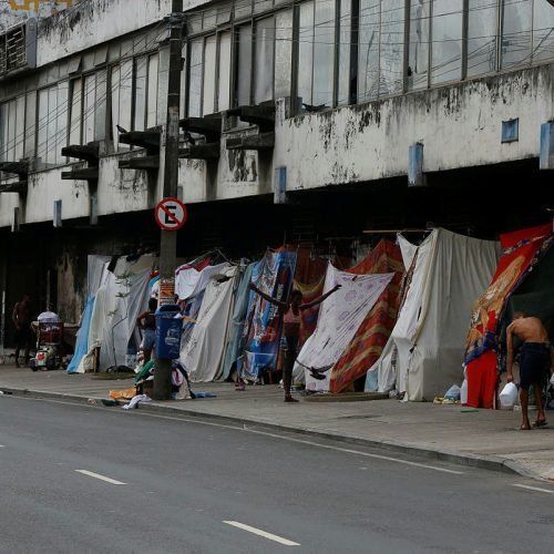 Salvador amarga nova queda e entra no grupo das capitais com pior qualidade de vida no Brasil
