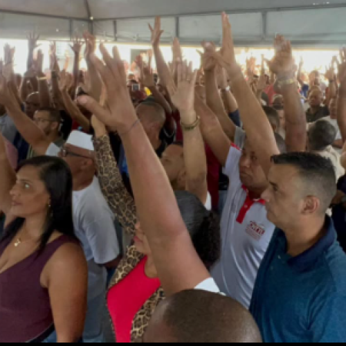 Na primeira rodada da assembleia, na manhã desta sexta-feira (22),
