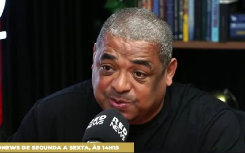 Vampeta afirma que atacante da Seleção Brasileira está com sério problema financeiro: “ele está rezando”