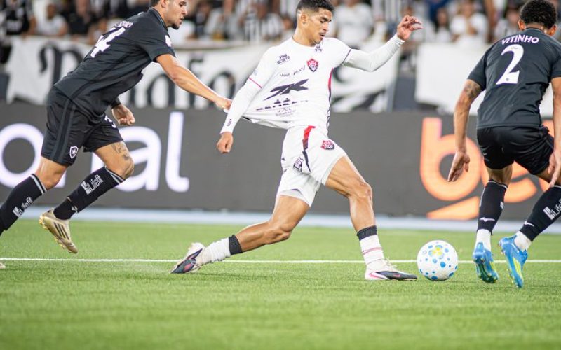 Com grandes defesas de Lucas Arcanjo, Vitória arranca empate contra o Botafogo