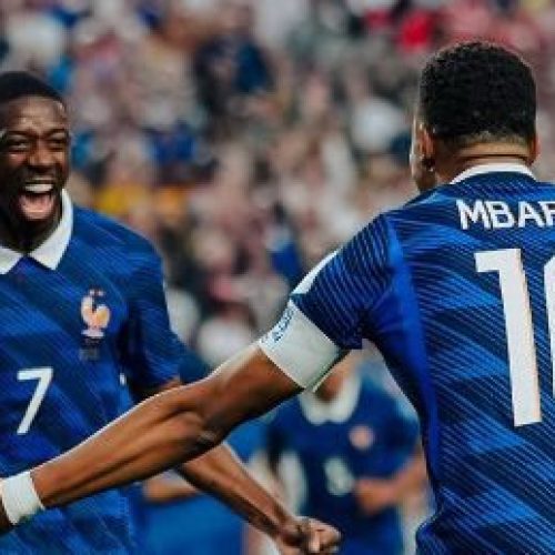 Com paralisação por tempestade e protagonismo de Mbappé, França vence Iraque e se classifica na Copa do Mundo